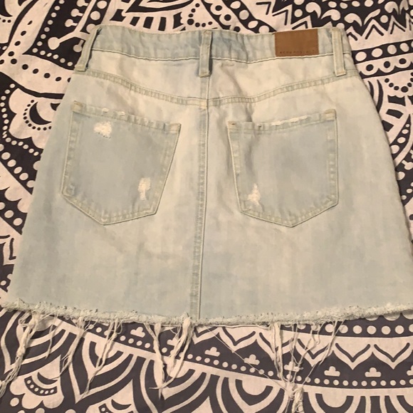 Denim mini skirt - Picture 2 of 2
